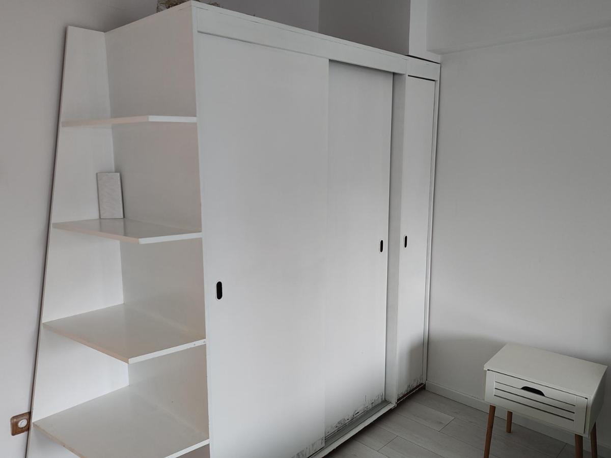 Ultracentral Ploiesti Apartment-Free Private Parking Exteriör bild